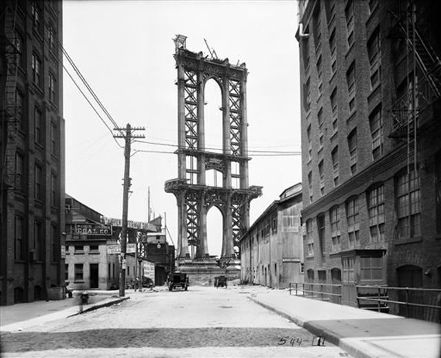June 5th, 1908âthe Manhattan Bridge as a work in progress.